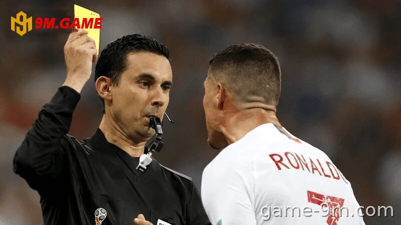 Card points: yellow one, red two, total calculation.